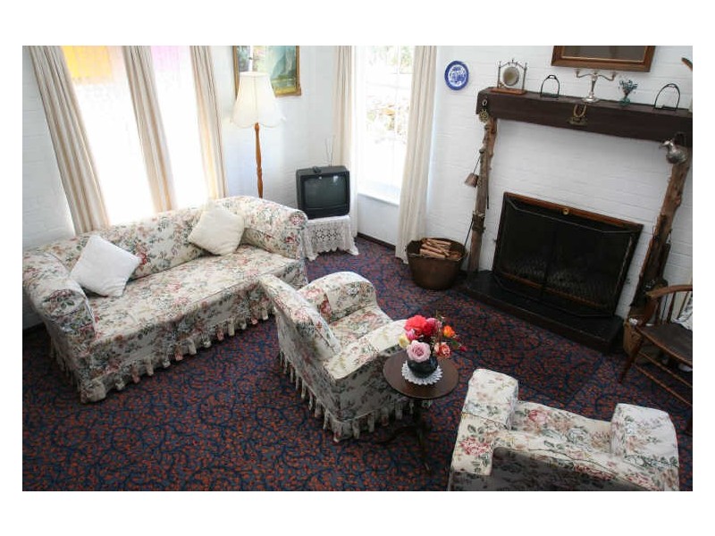 42 Gordon Street, Swansea TAS 7190