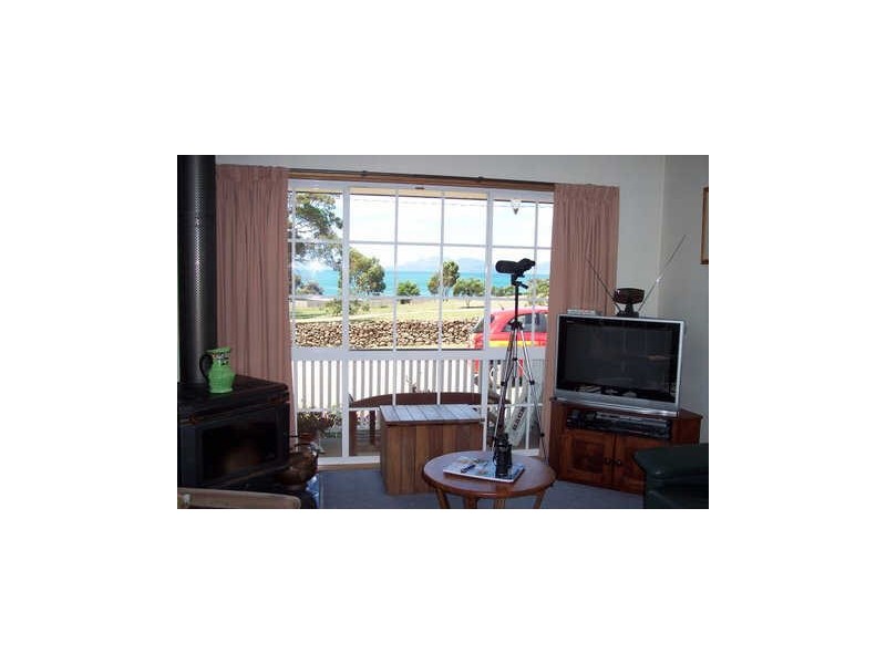 42 Gordon Street, Swansea TAS 7190