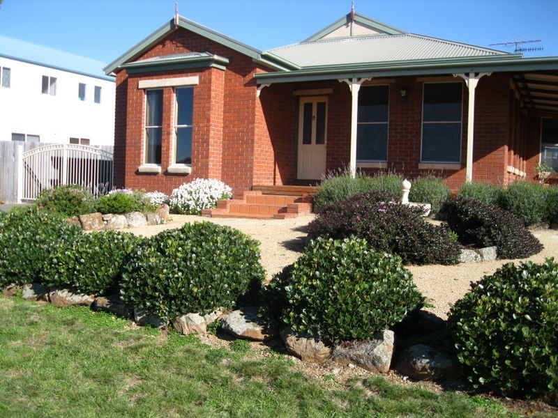 4 Freycinet Court, Swansea TAS 7190