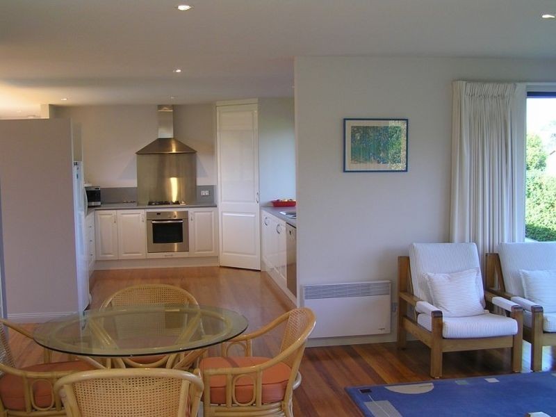 4 Kennedia Place, Swansea TAS 7190