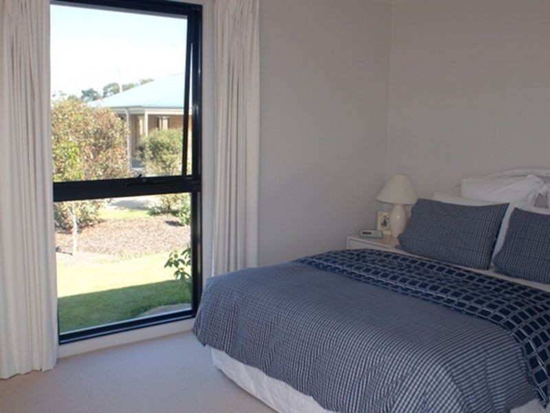 4 Kennedia Place, Swansea TAS 7190