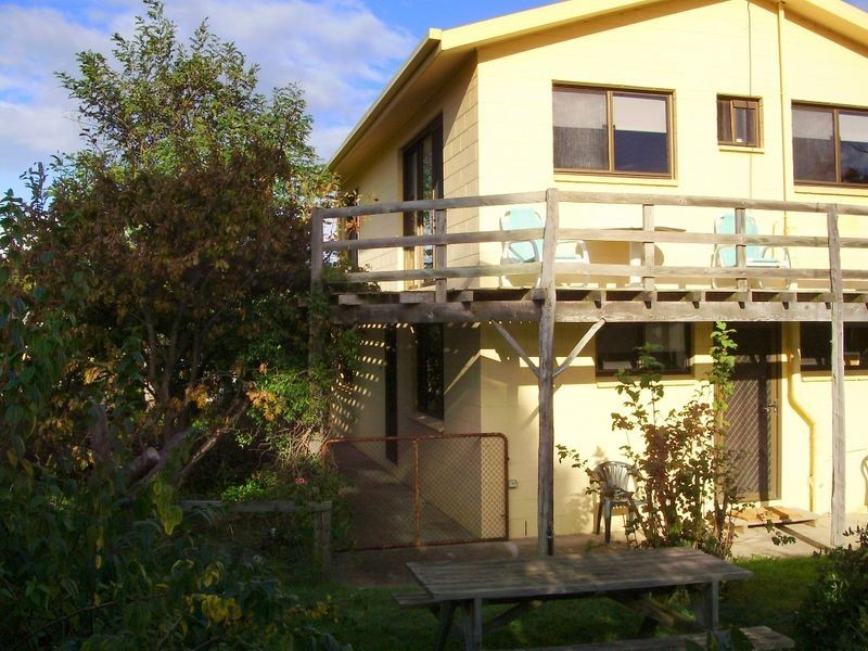 1 Sunny View Avenue, Swansea TAS 7190