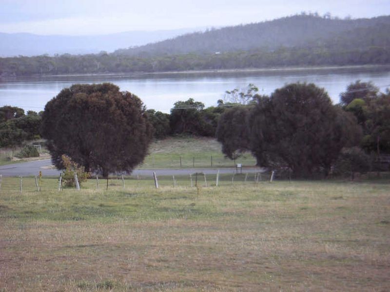 48 Swanwick Drive, Coles Bay TAS 7215