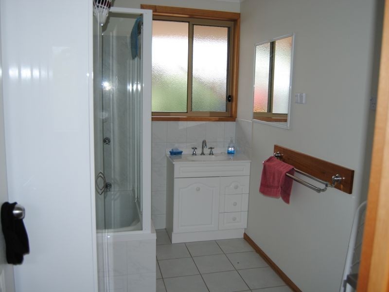 5/11A Charles Street, Orford TAS 7190