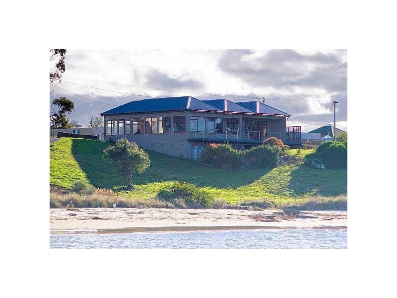 11 Franklin Street, Swansea TAS 7190