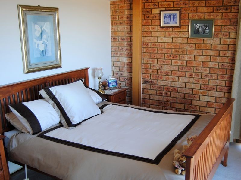 12 River Street, Swansea TAS 7190