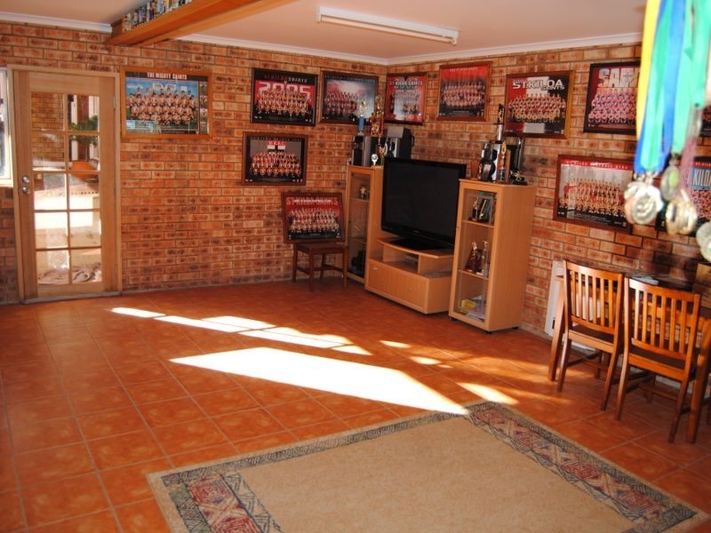 12 River Street, Swansea TAS 7190