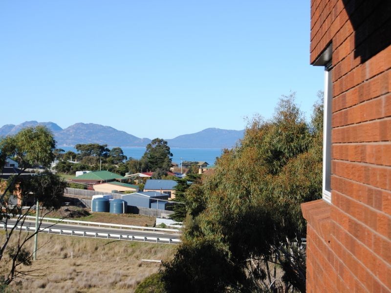 12 River Street, Swansea TAS 7190