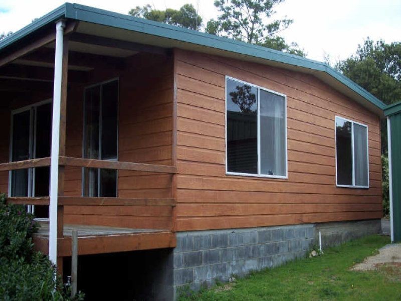 18 Freycinet  Drive, Coles Bay TAS 7215