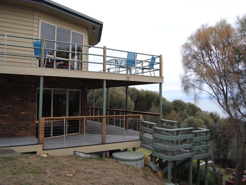 31 Oyster Bay Court, Coles Bay TAS 7215