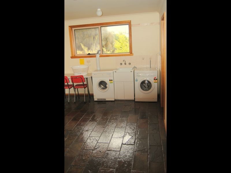 31 Oyster Bay Court, Coles Bay TAS 7215