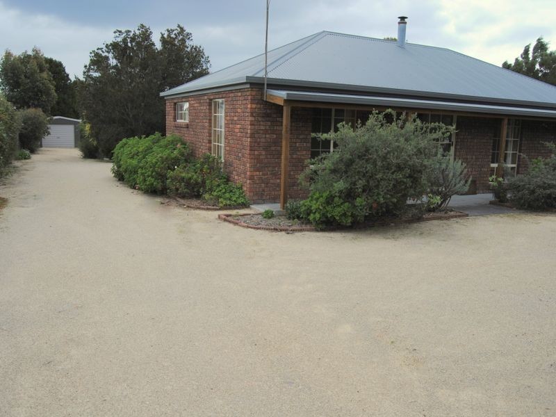 12 Hazards View Drive, Coles Bay TAS 7215