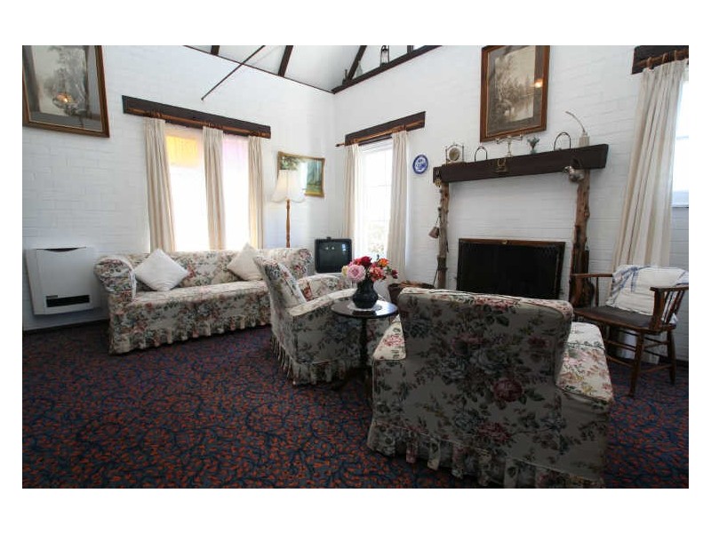 42 Gordon Street, Swansea TAS 7190