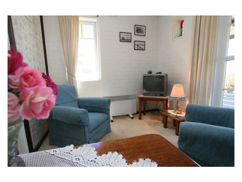 42 Gordon Street, Swansea TAS 7190