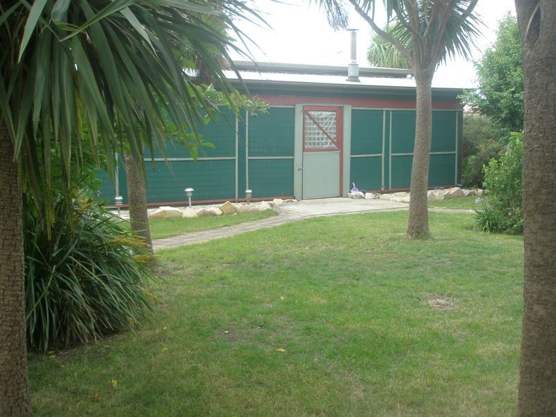 16 Shaw Street, Swansea TAS 7190