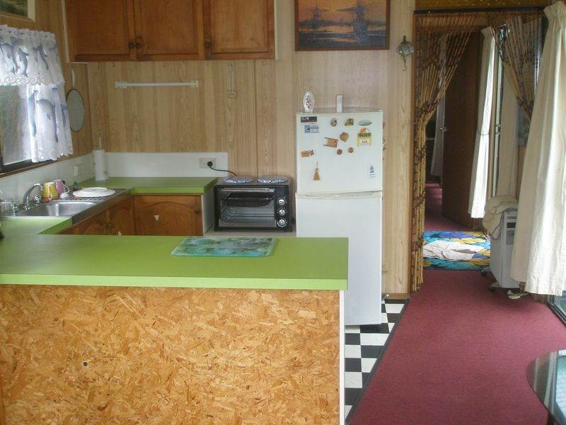 16 Shaw Street, Swansea TAS 7190