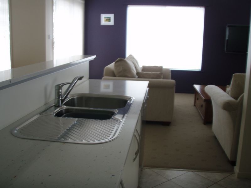5/18 Meredith Court, Swansea TAS 7190