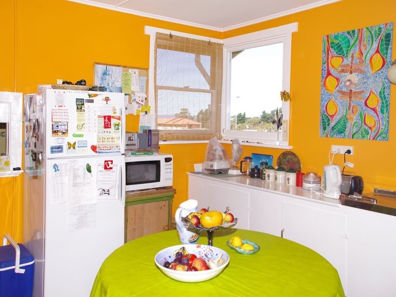 6 Victoria Street, Swansea TAS 7190