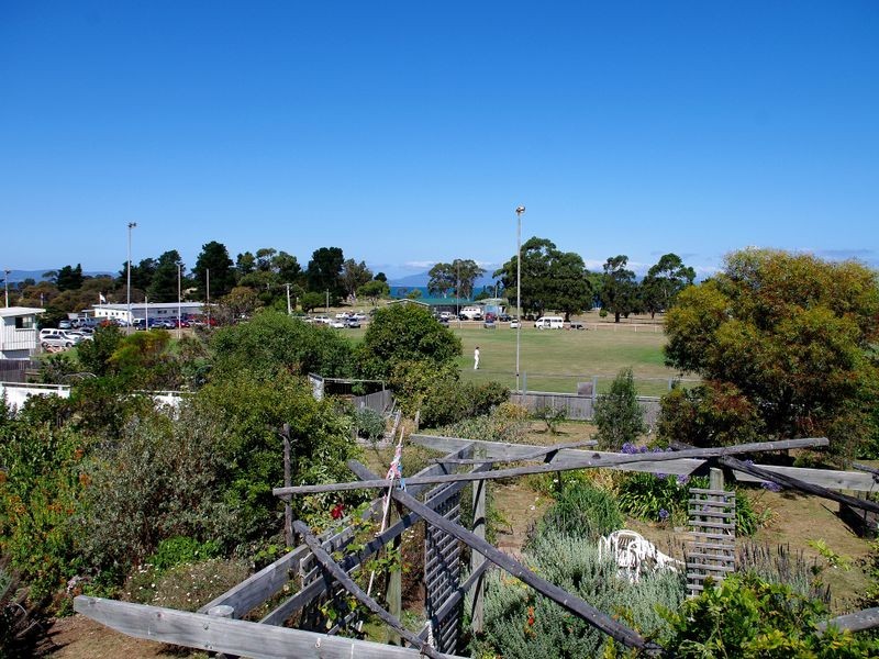 6 Victoria Street, Swansea TAS 7190