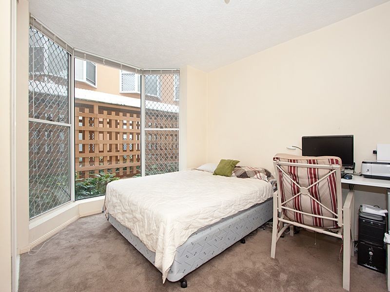 Indooroopilly QLD 4068