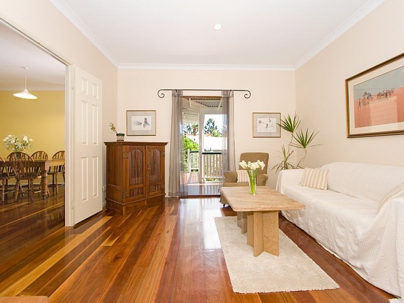 Brookfield QLD 4069