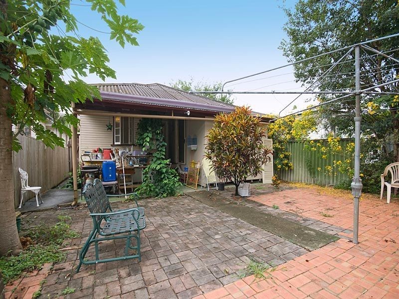 Taringa QLD 4068