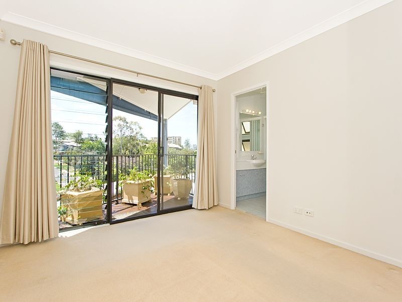 St Lucia QLD 4067