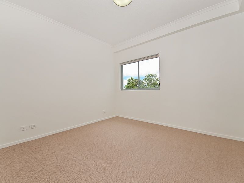 Indooroopilly QLD 4068