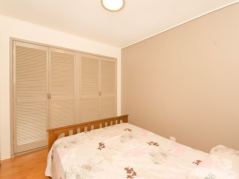 Taringa QLD 4068