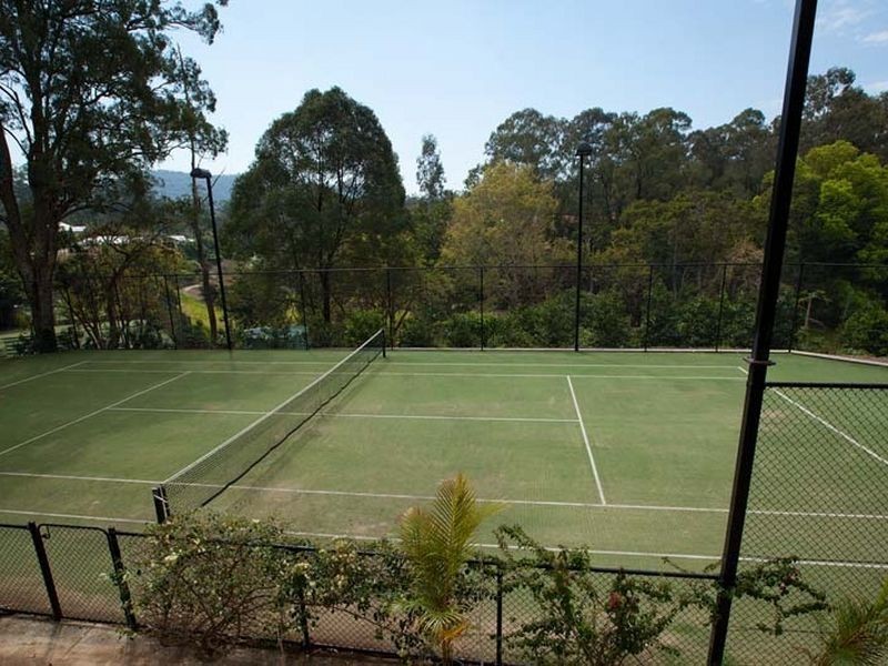 Chapel Hill QLD 4069