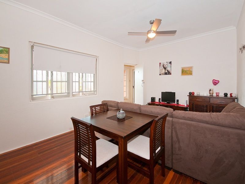 Bardon QLD 4065