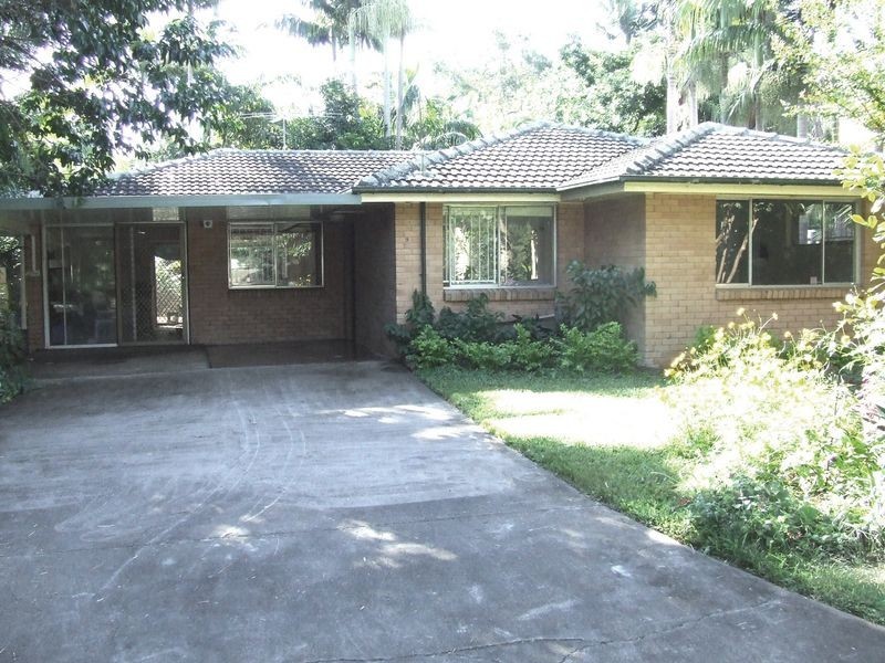 35 Dobell Street, Indooroopilly QLD 4068