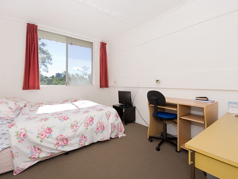 Indooroopilly QLD 4068