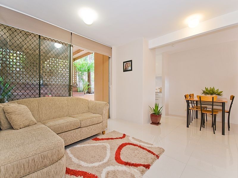1/34 Elizabeth Street, Toowong QLD 4066