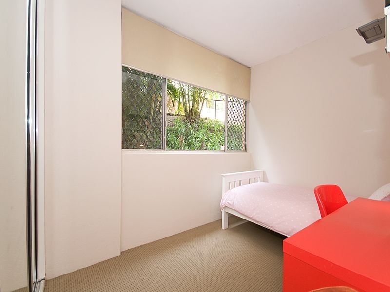 1/34 Elizabeth Street, Toowong QLD 4066