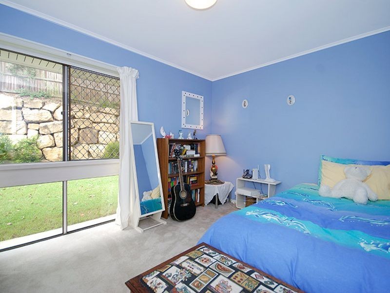 1 Yeoman Street, Chapel Hill QLD 4069