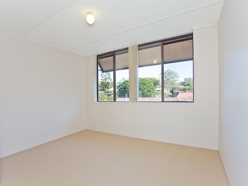 Taringa QLD 4068