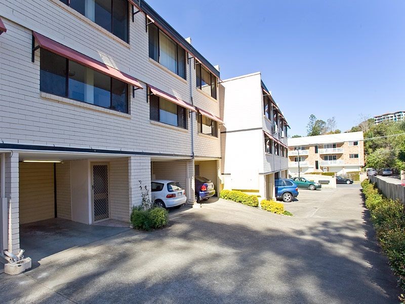 Taringa QLD 4068