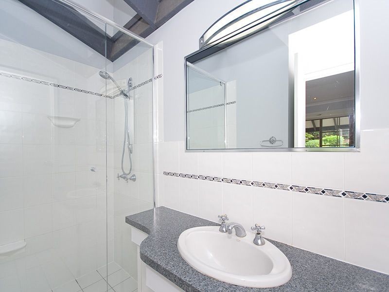 Kenmore Hills QLD 4069