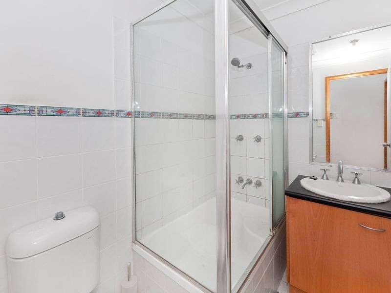 Indooroopilly QLD 4068