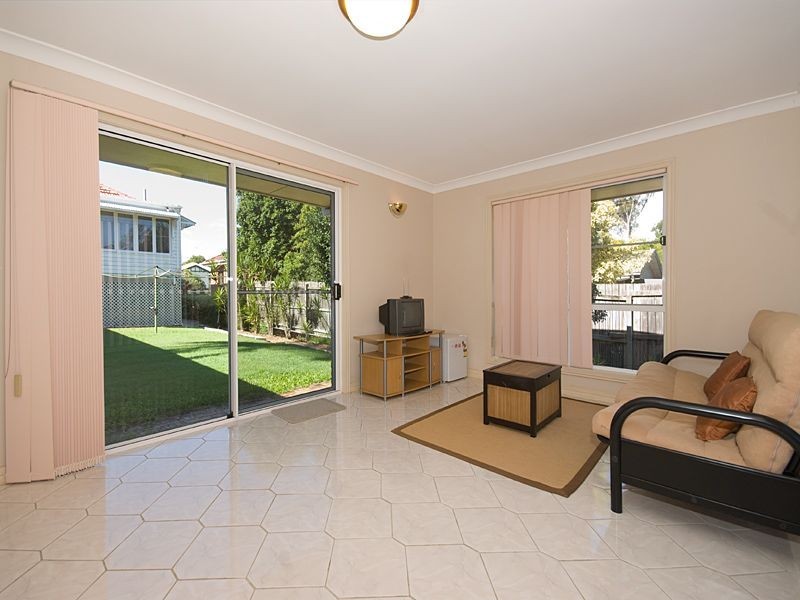 Taringa QLD 4068