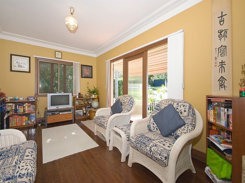 Taringa QLD 4068