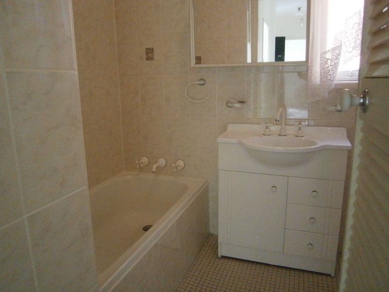 98 Best Road, Seven Hills NSW 2147