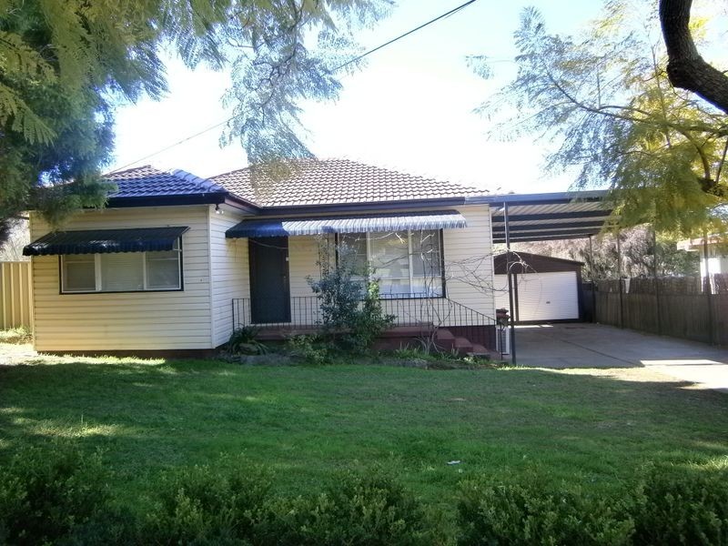 8 Kulgoa Street, Lalor Park NSW 2147