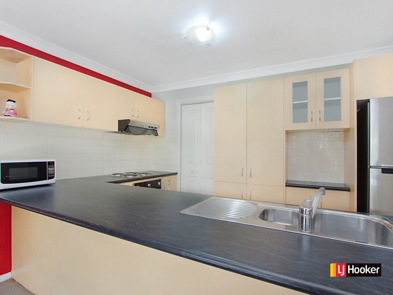 4/200 Targo Road, Girraween NSW 2145