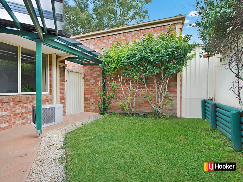4/200 Targo Road, Girraween NSW 2145