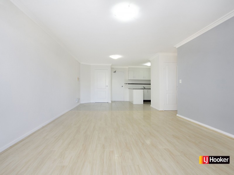 31/8-14 Oxford Street, Blacktown NSW 2148