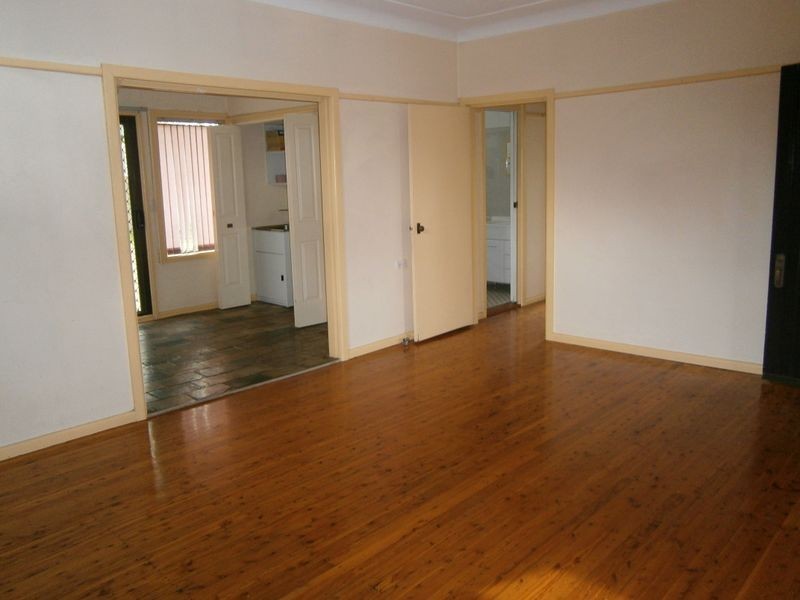 21 Forrest Road, Lalor Park NSW 2147