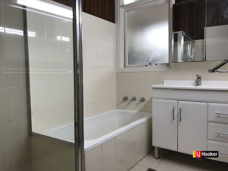 8 Haynes Avenue, Seven Hills NSW 2147