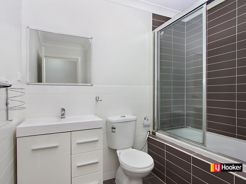 2/14 Lancaster Street, Blacktown NSW 2148